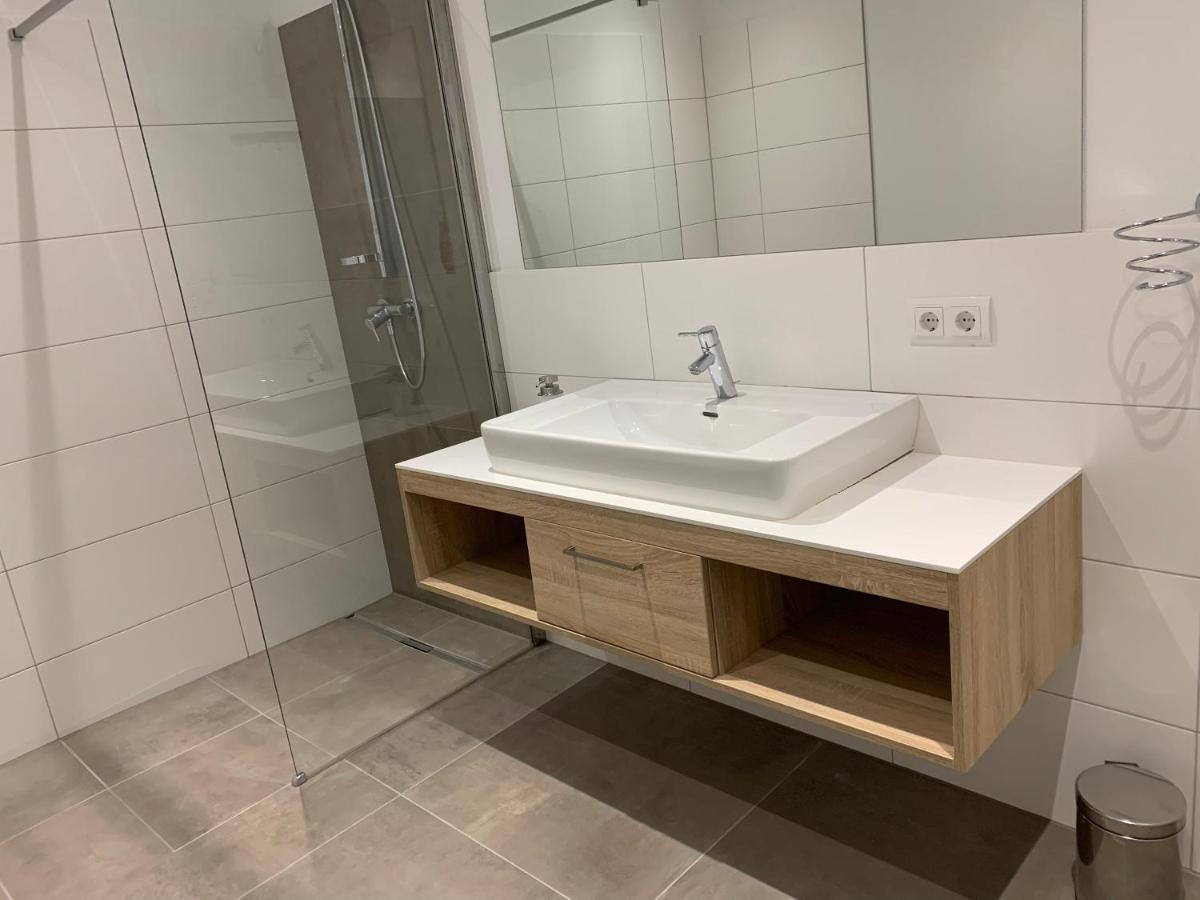 Ferienwohnung Siri Zentrum Mit Garten Sankt Michael im Lungau Exteriör bild