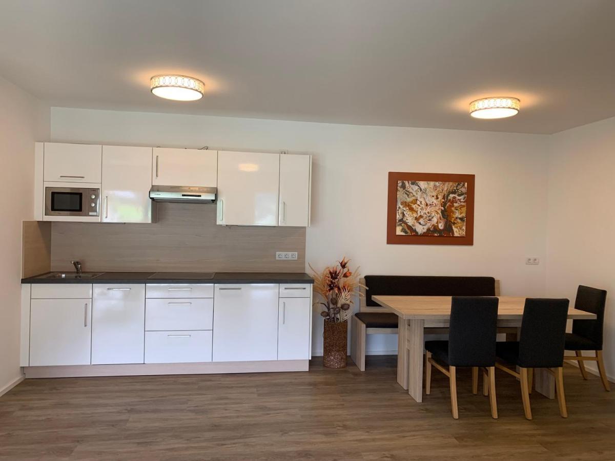 Ferienwohnung Siri Zentrum Mit Garten Sankt Michael im Lungau Exteriör bild